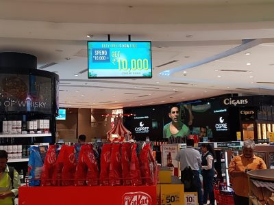 airport digital screen